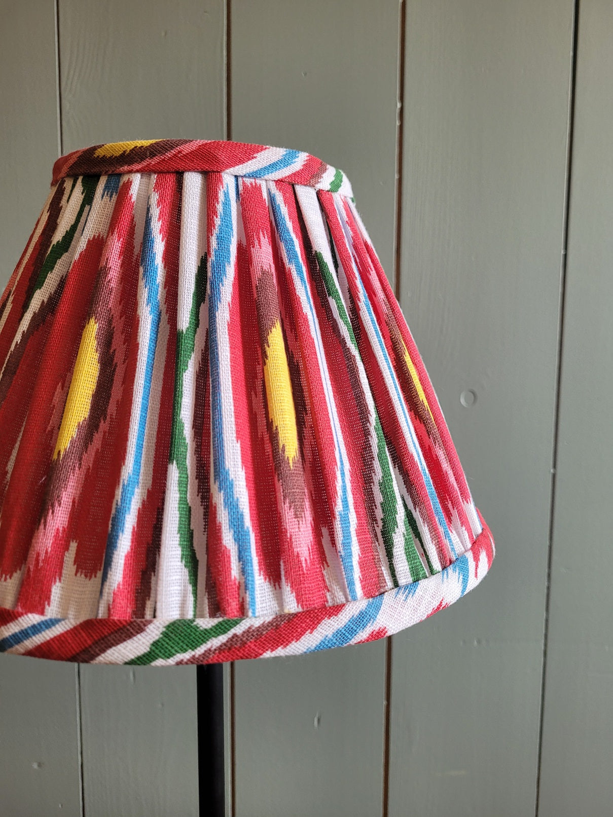 Black Stem Table Lamp with Ikat Shade