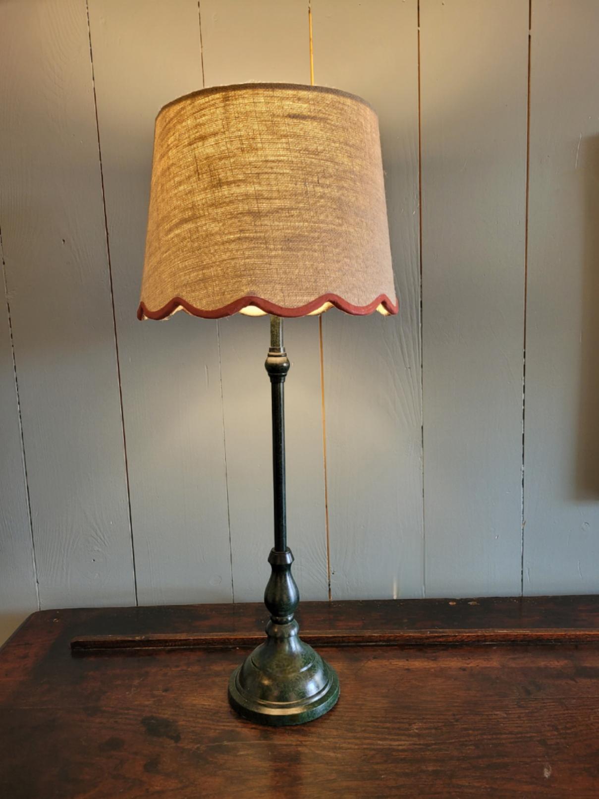 Contemporary Lamp With Scallop Shade