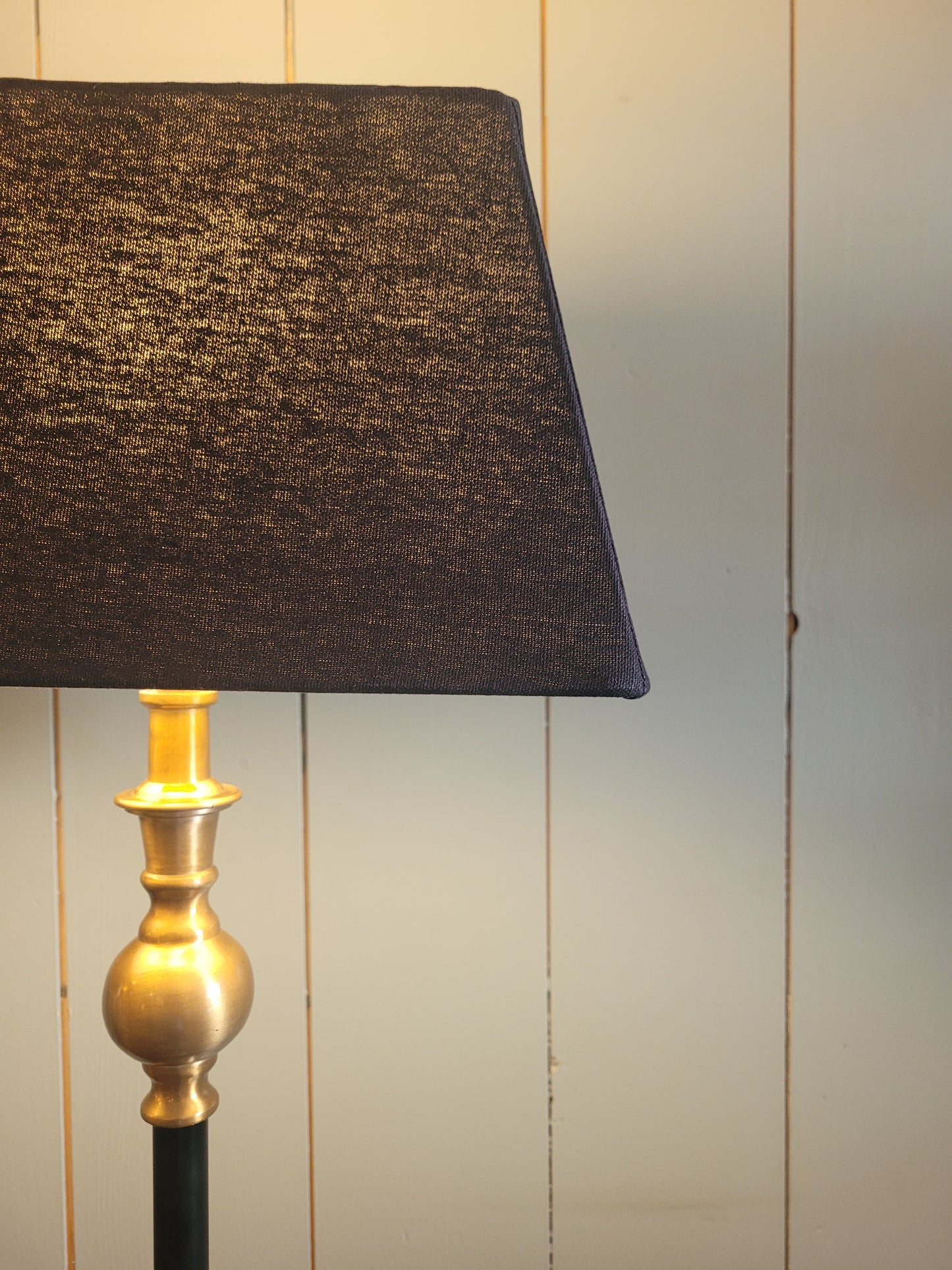 Contemporary Slim Black Table lamp