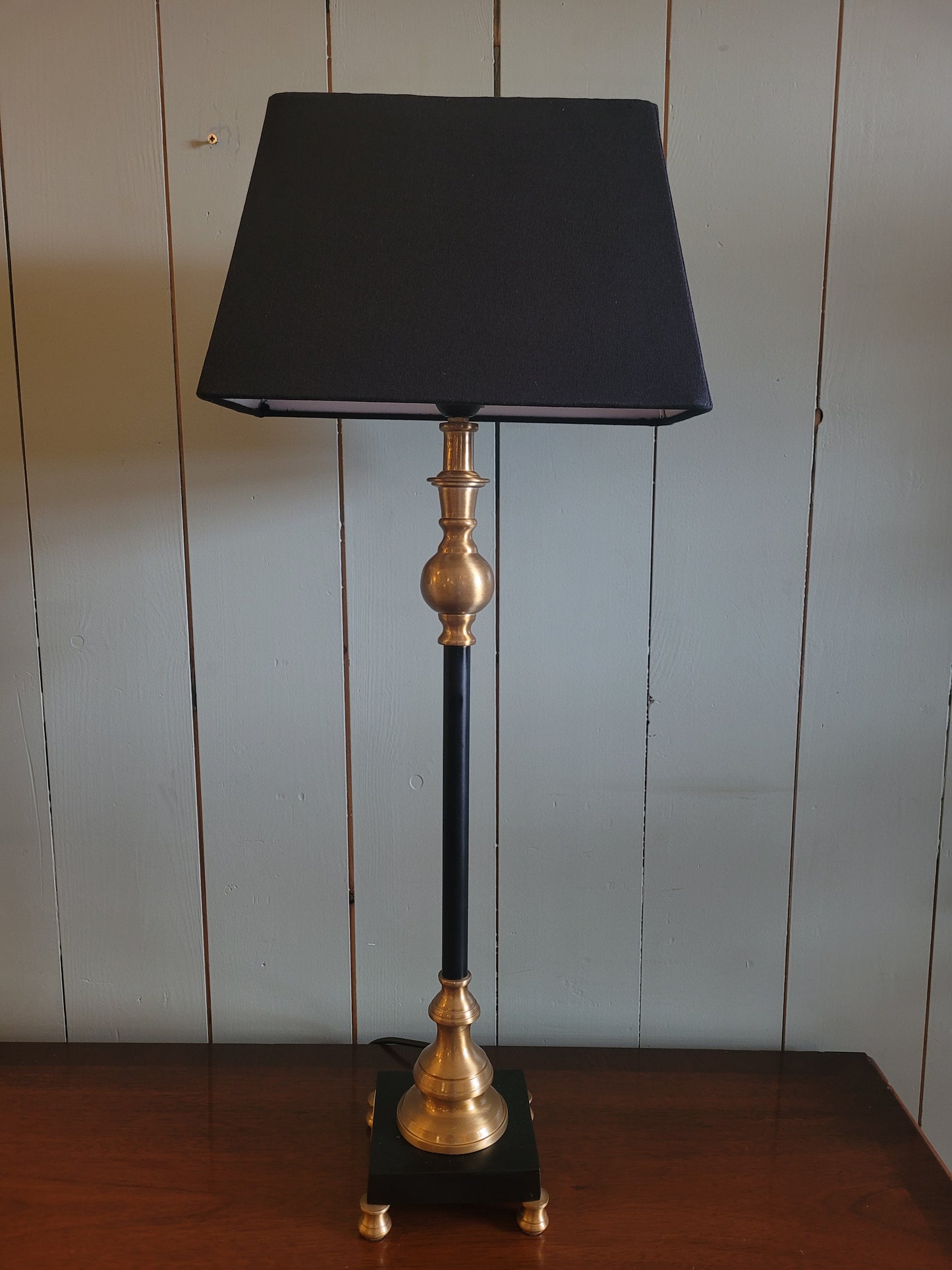 Contemporary Slim Black Table lamp