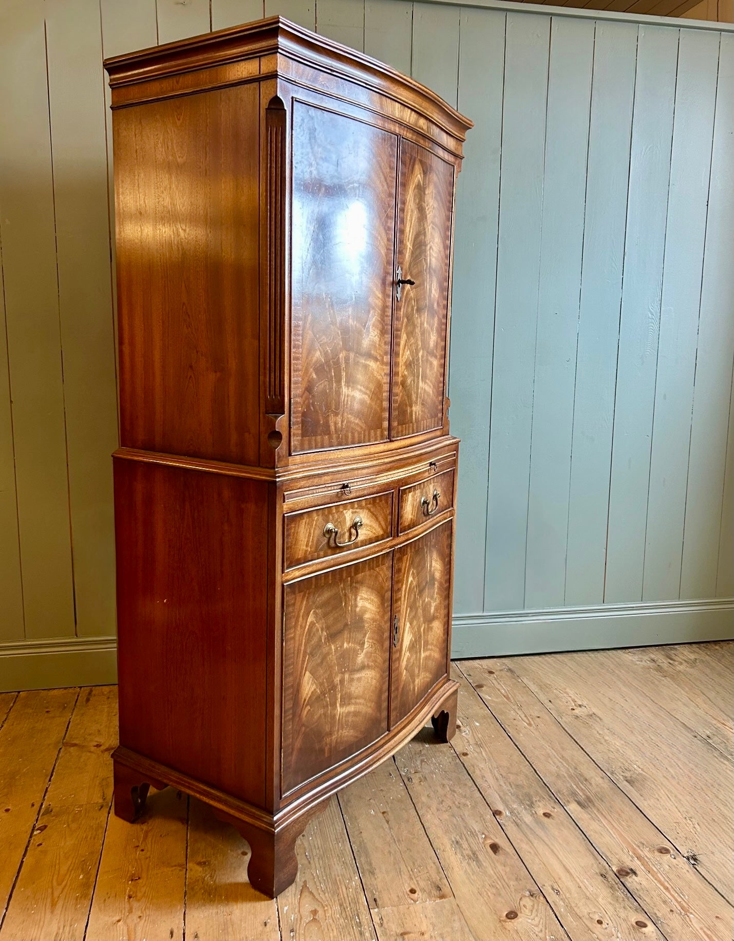 Antique Cocktail or Drinks Cabinet