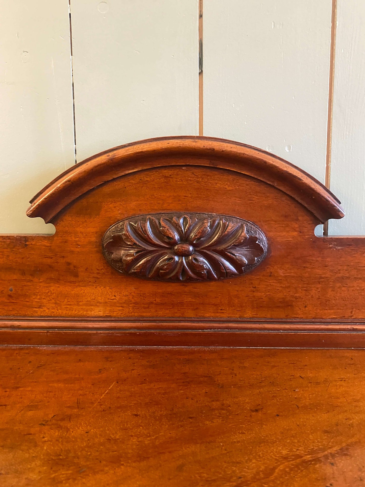 Early 19th Century Mahogany Dumb Waiter