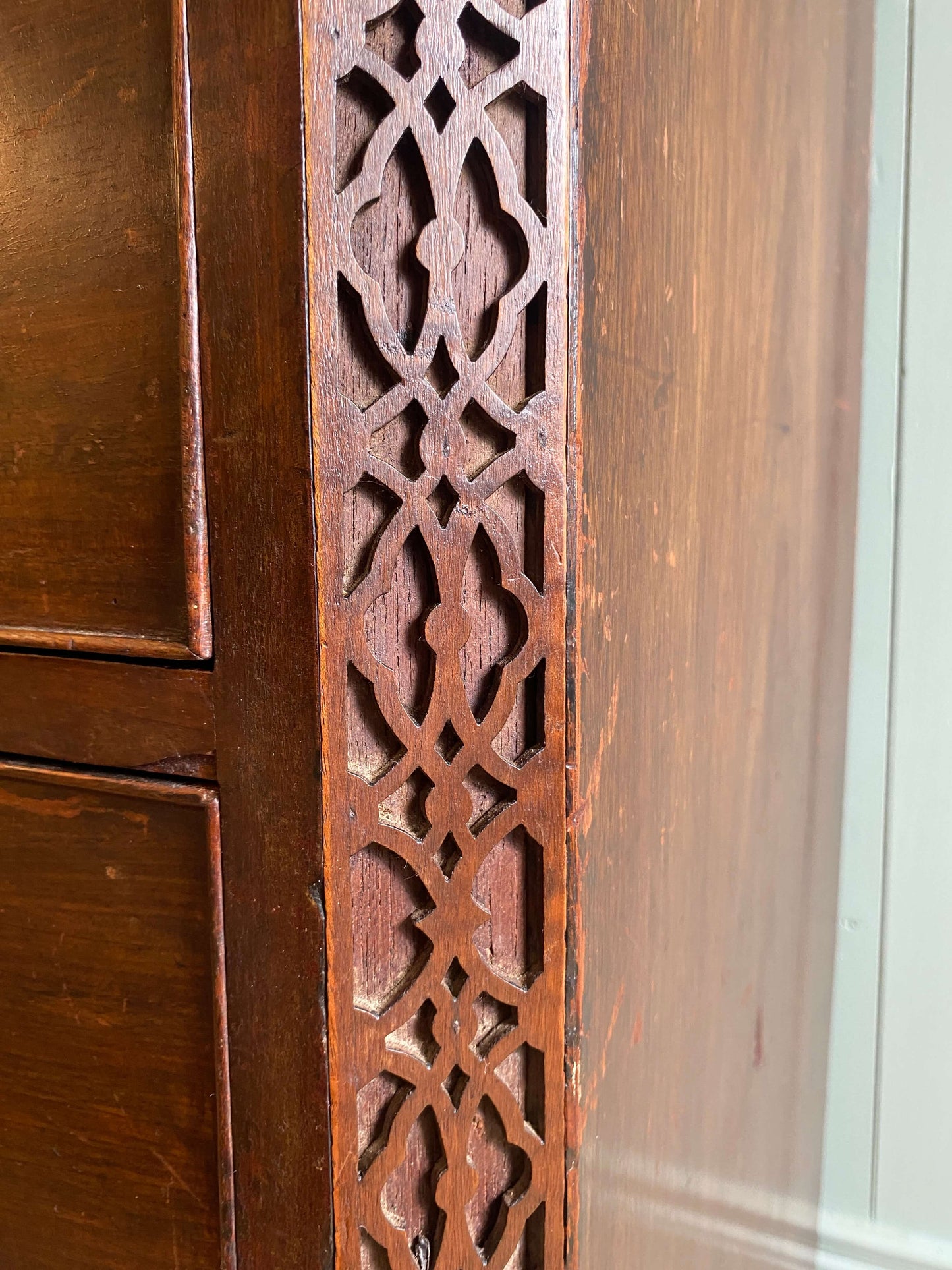 Early 19th Century Oak Chest Of Drawers