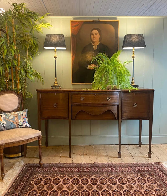 Georgian Mahogany Serpentine Sideboard