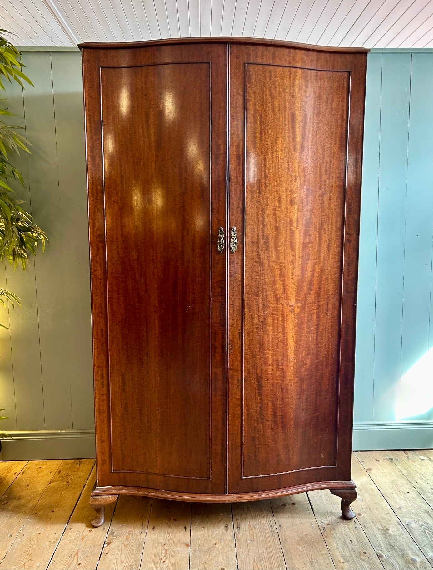 Maple & Co. Wardrobe in Ash