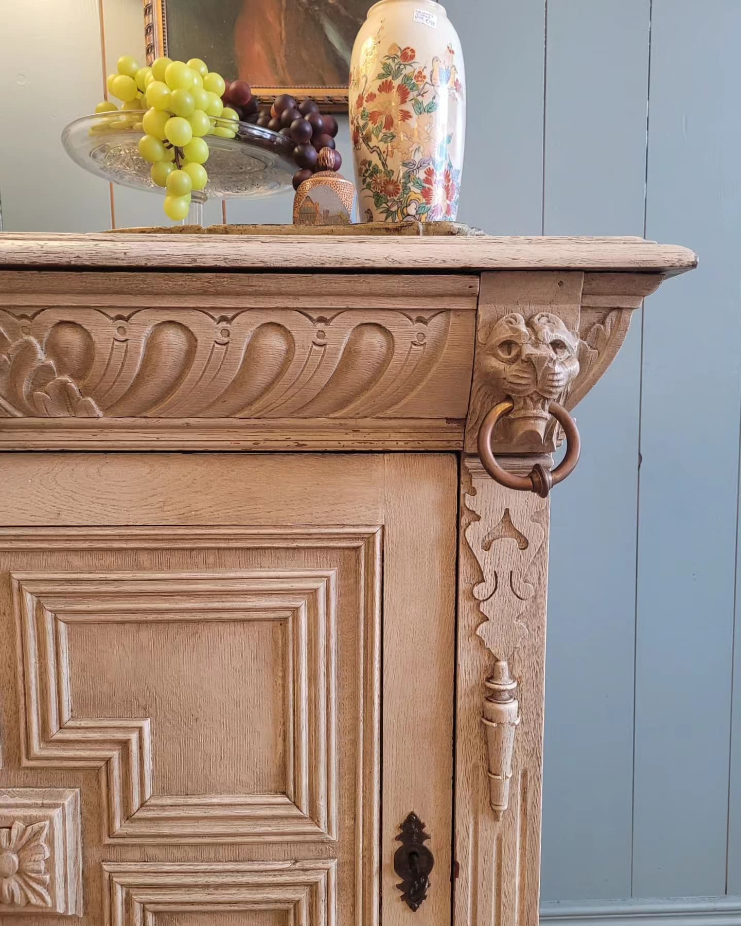 Painted Pine Lions Head Brussels Chest