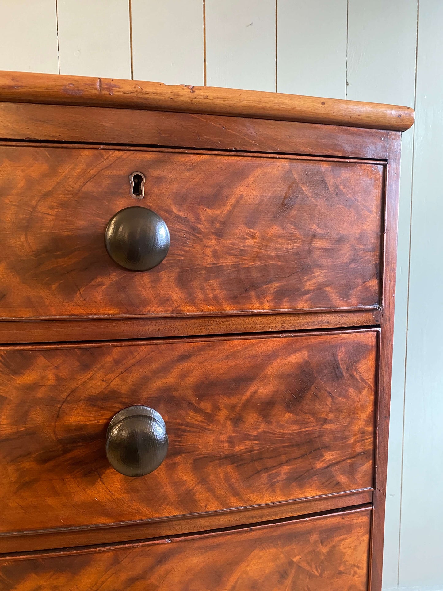 Victorian Bow Front Chest Of Drawers