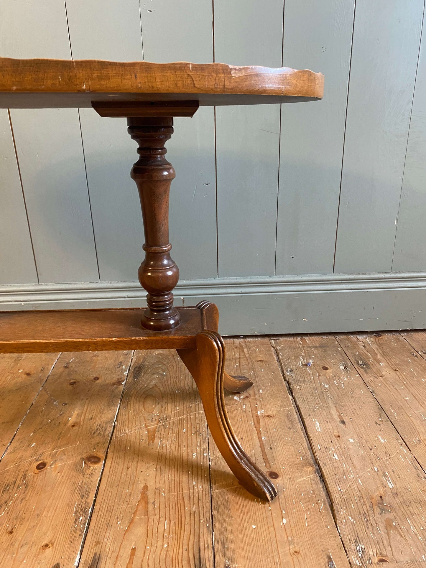 Victorian Burr Walnut Side Table c1860