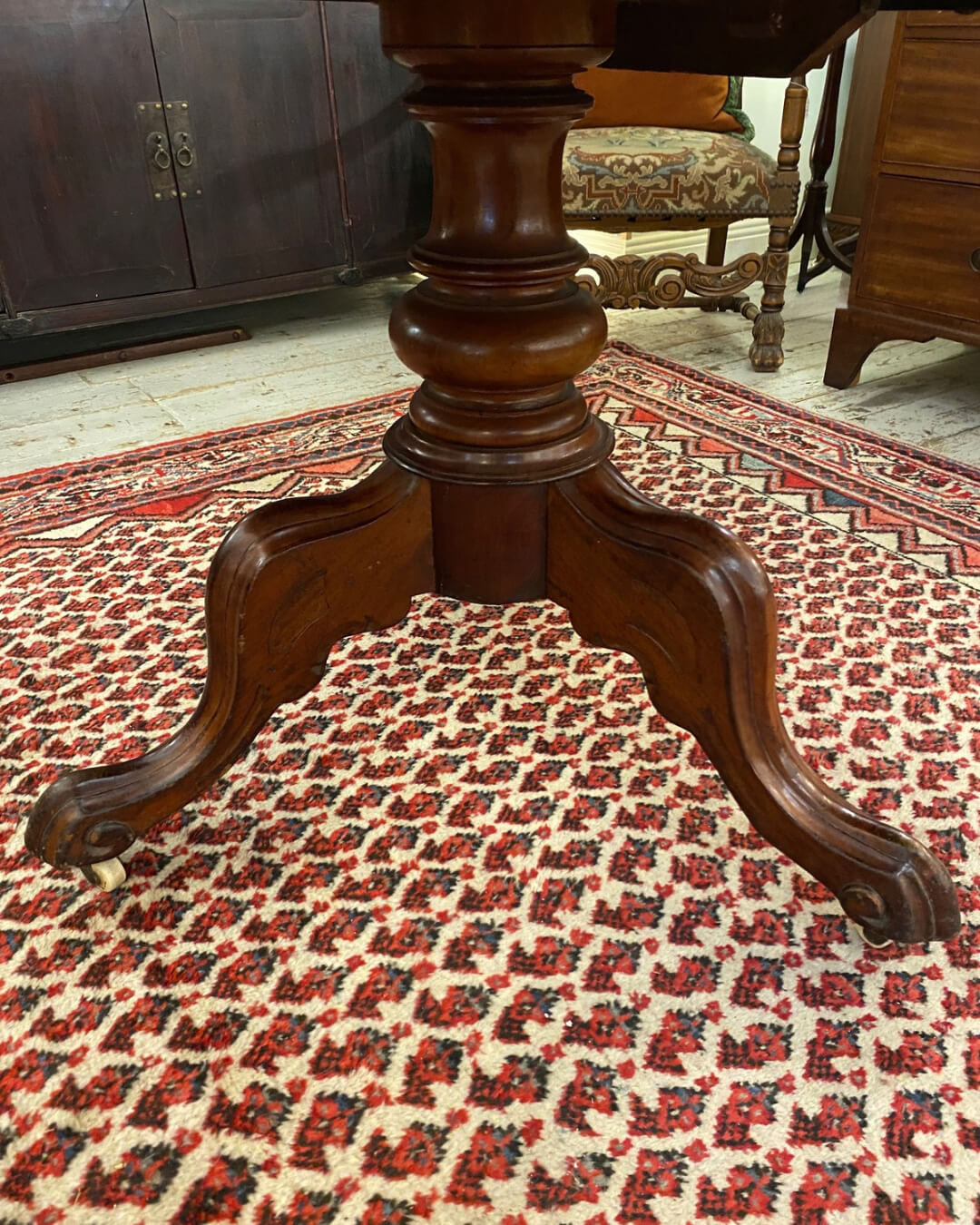Victorian Mahogany Breakfast Table