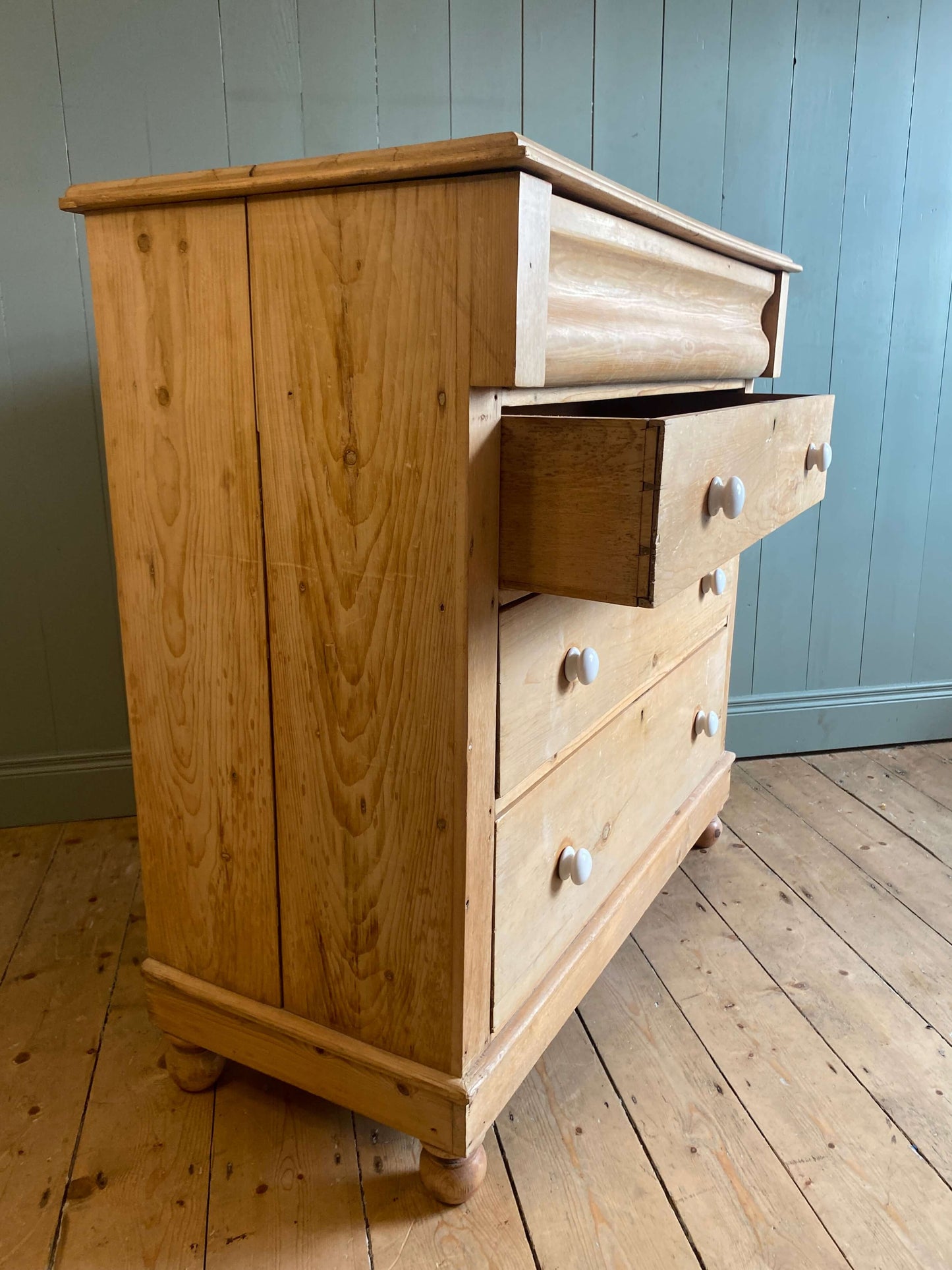Victorian Pine Chest Of Drawers