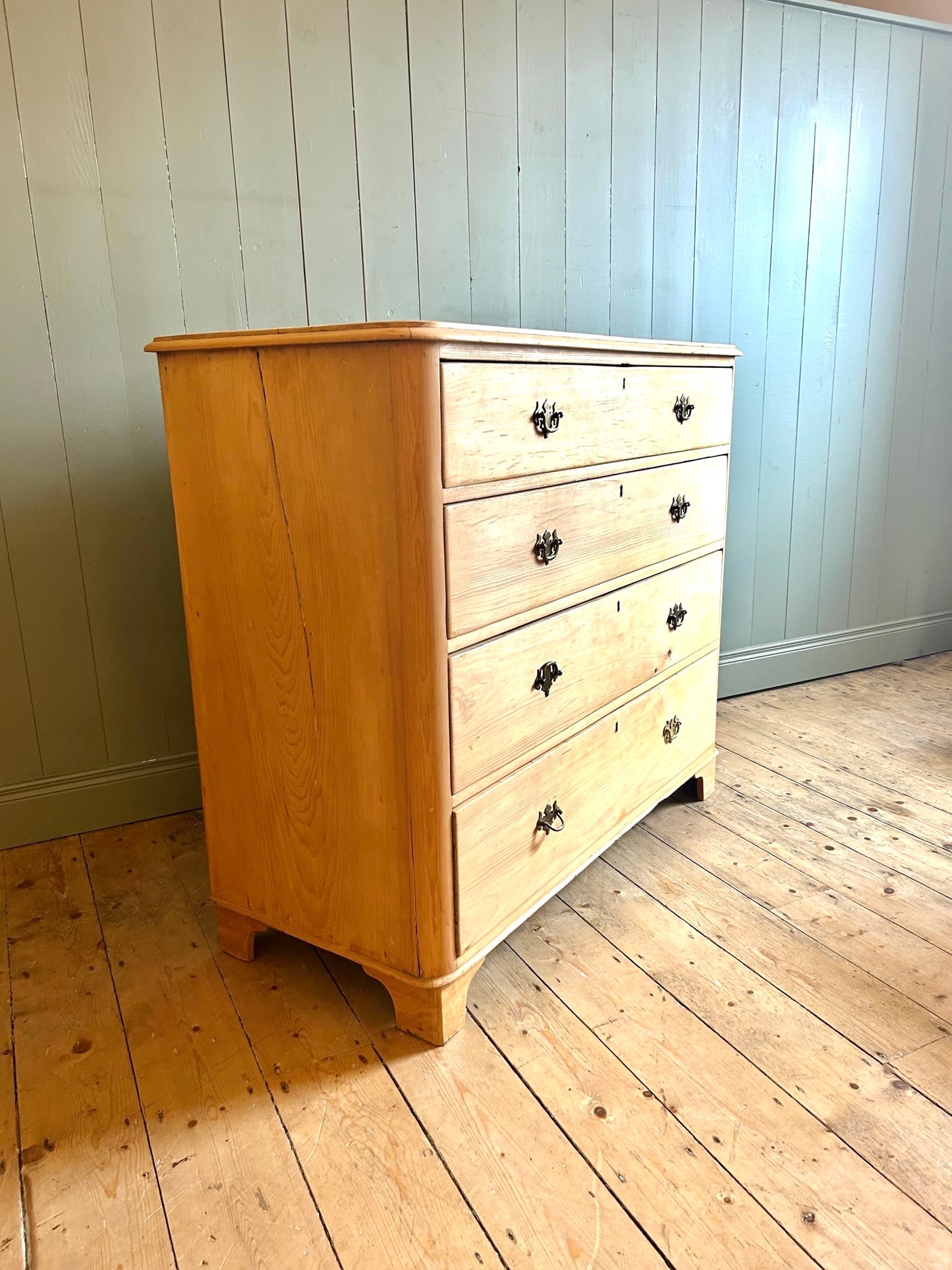 Victorian Pine Chest of Drawers c.1880