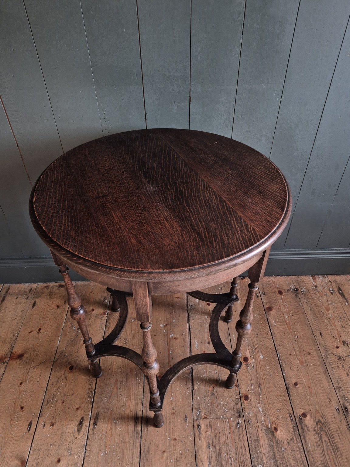 Vintage Round Oak Table