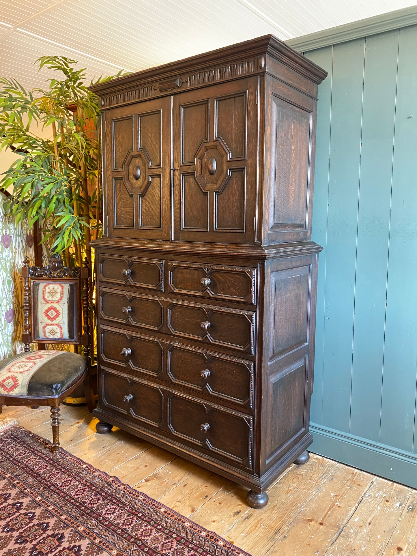 17th Century Oak Cupboard