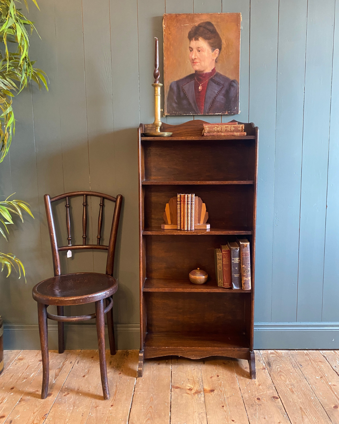 1930's Oak Bookcase