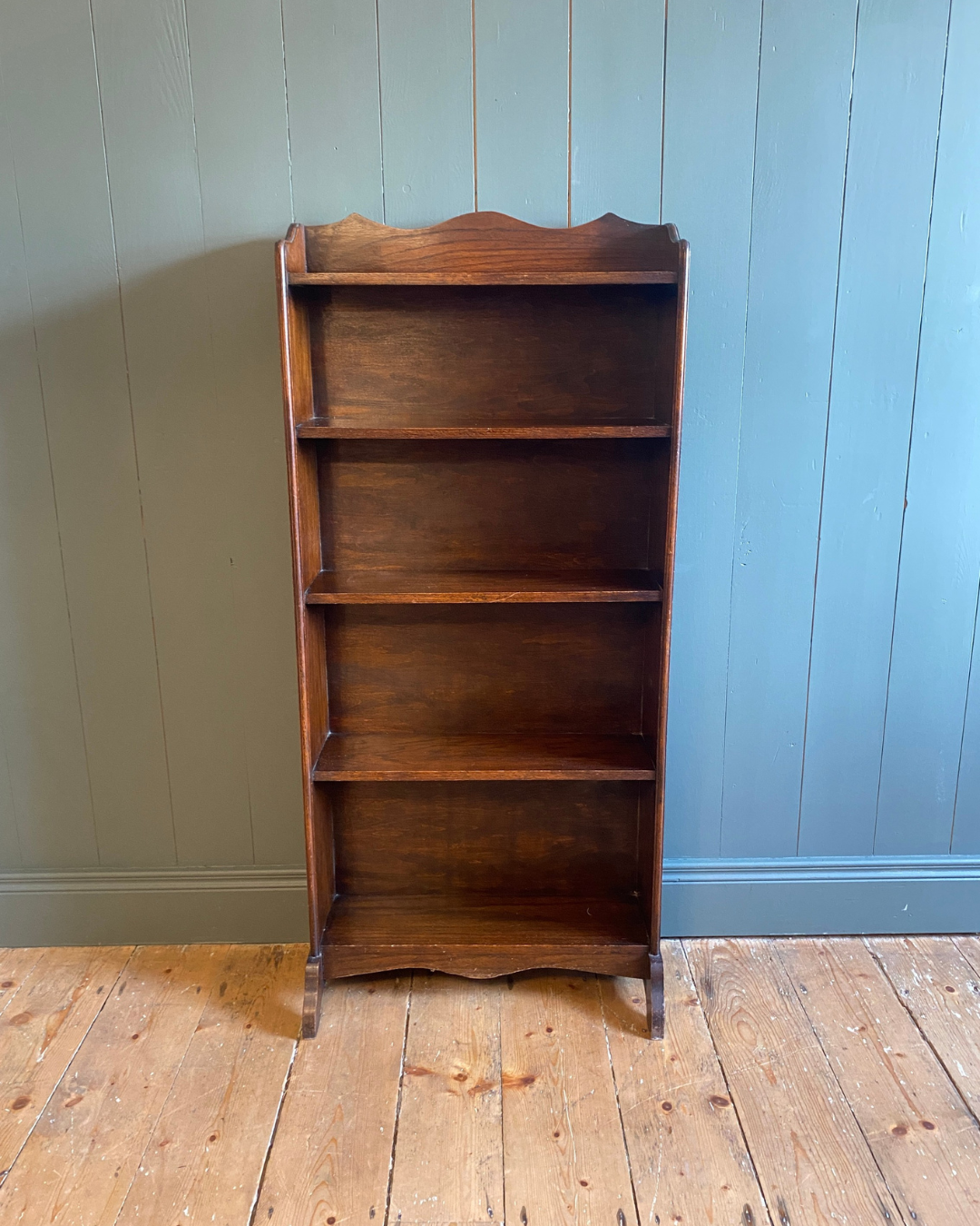 1930's Oak Bookcase