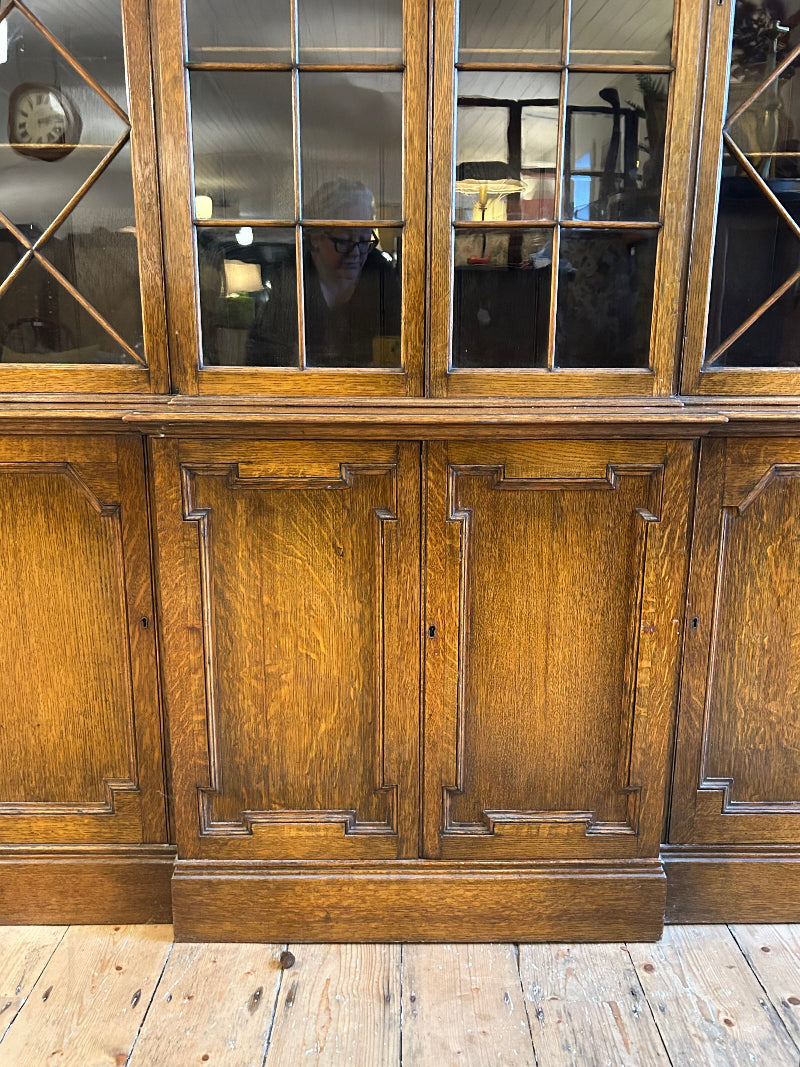 1930s Oak Breakfront Glazed Bookcase