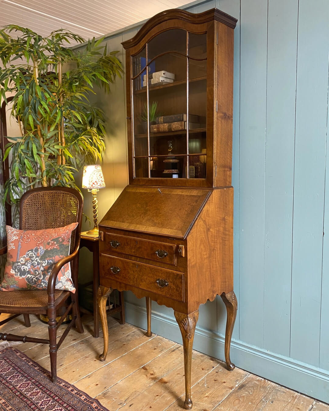 1930s Queen Anne Style Bureau/Bookcase