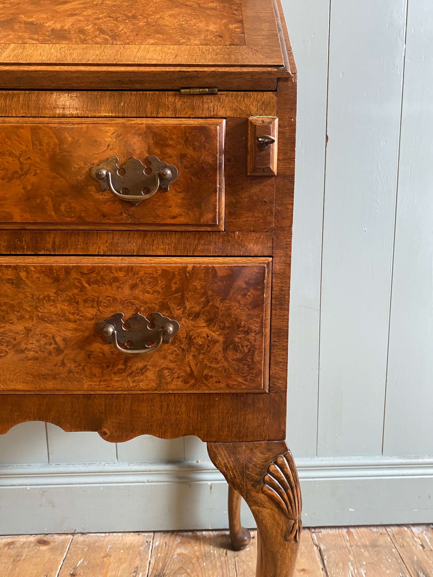 1930s Queen Anne Style Bureau/Bookcase