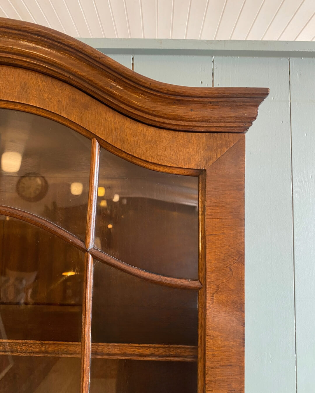 1930s Queen Anne Style Bureau/Bookcase