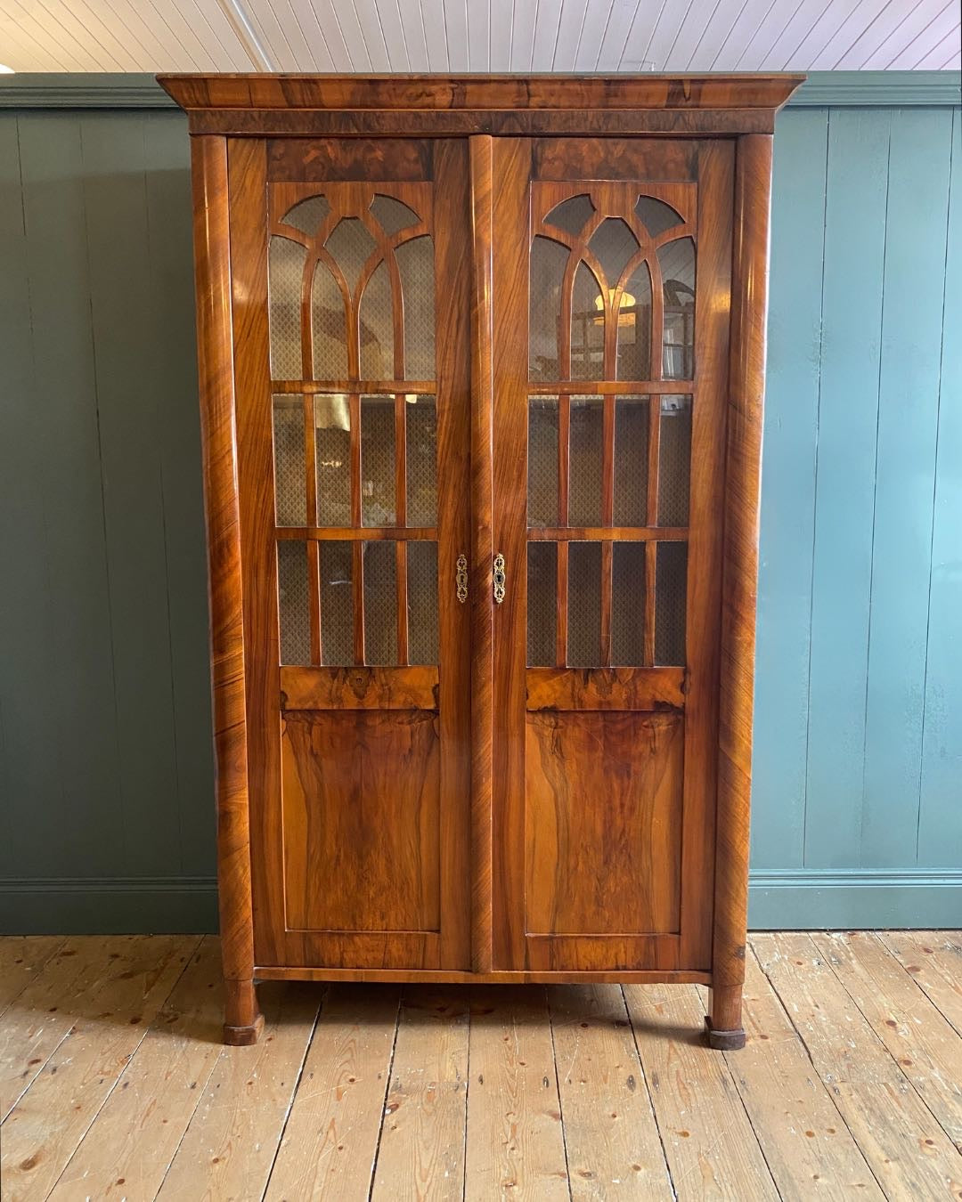 19th Century Biedermeier Walnut Veneer Vitrine