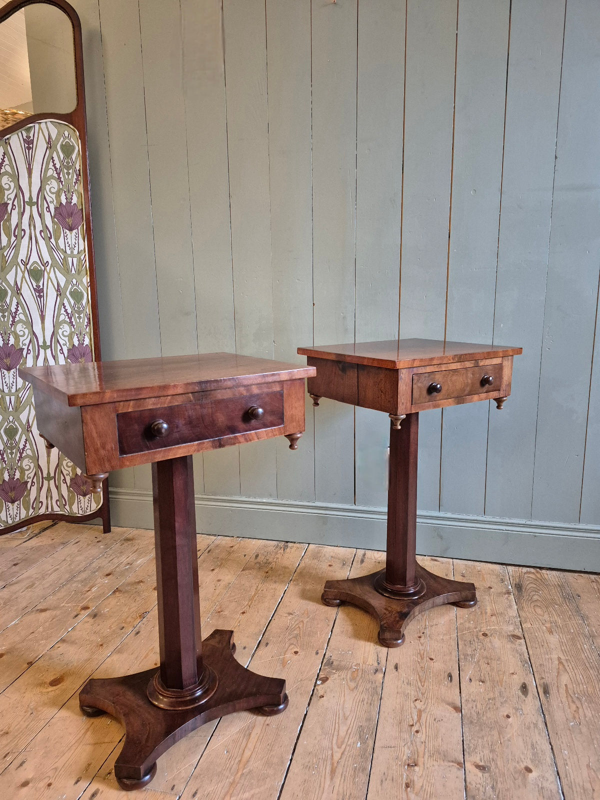 Victorian Pair of Pedestal Side Tables