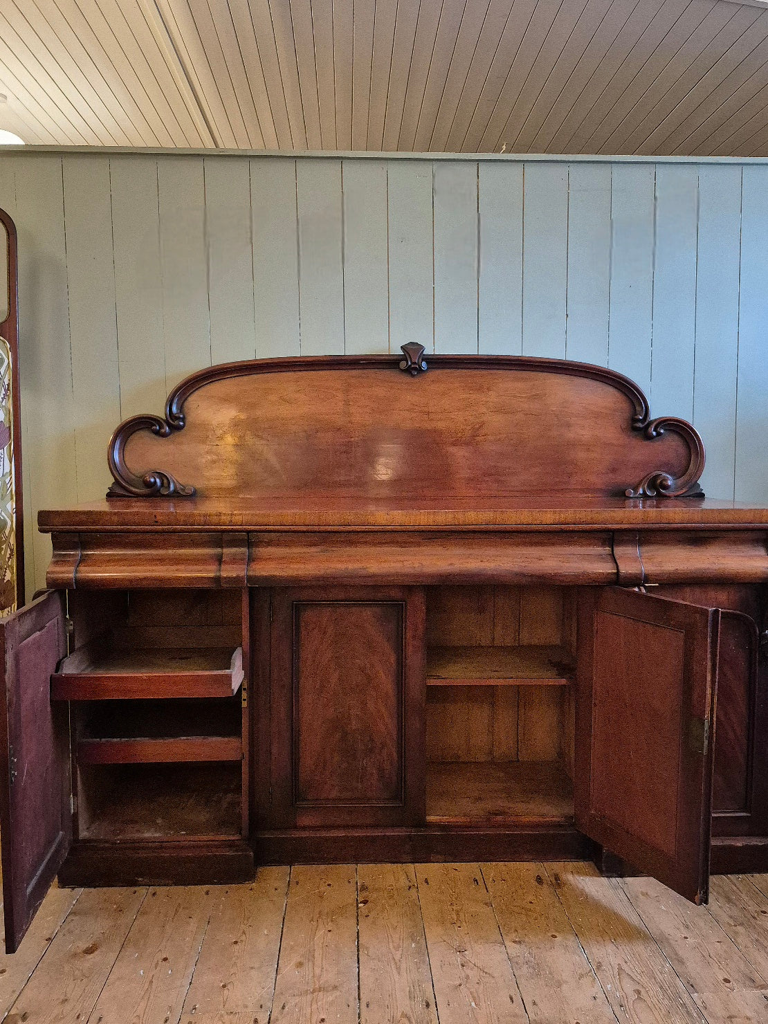 Victorian Mahogany Sideboard