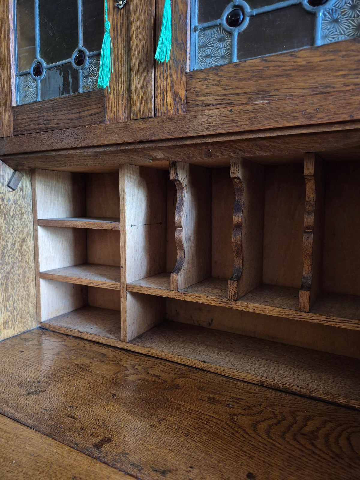 Arts and Crafts Oak Bureau