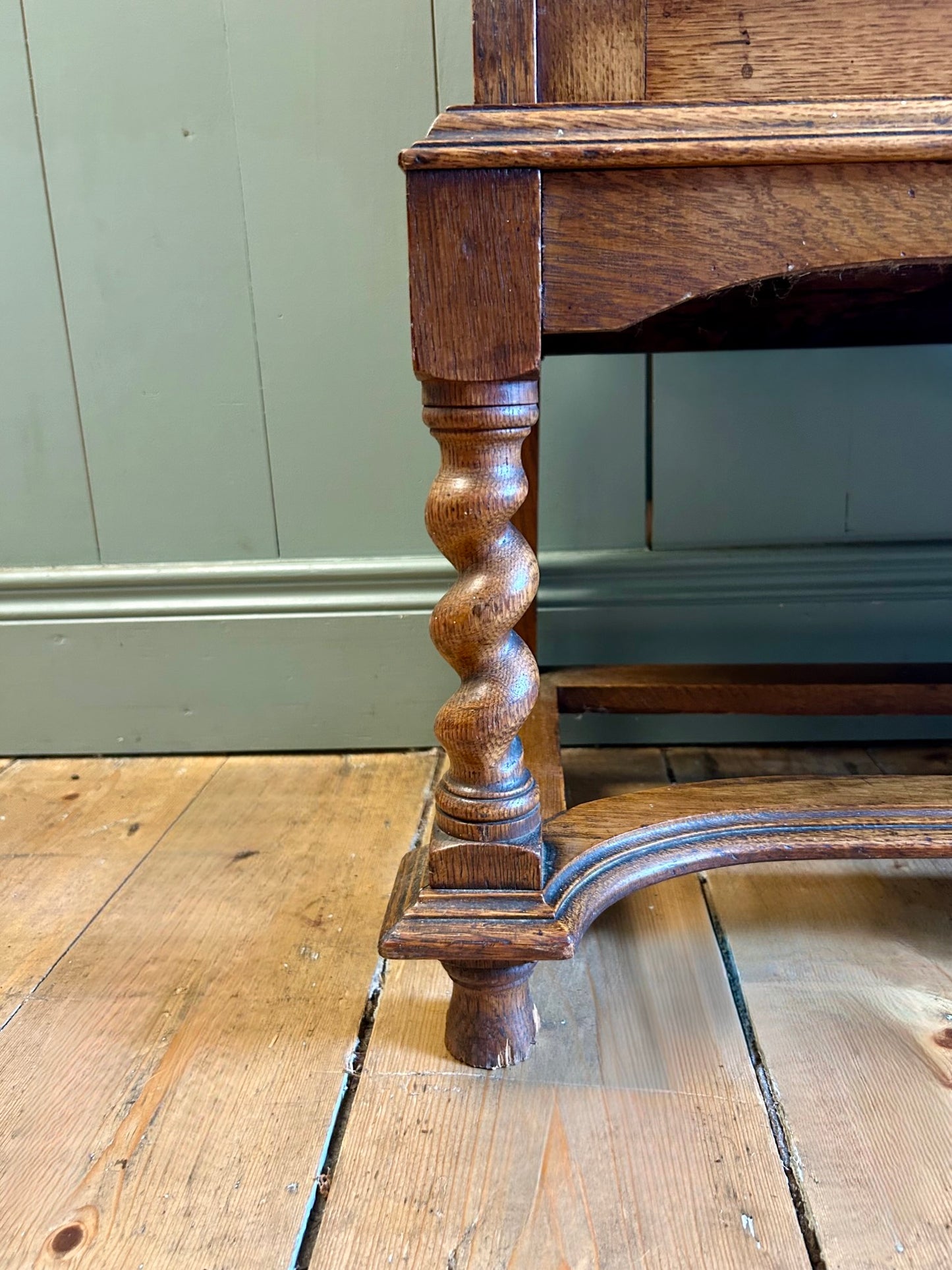 Early 20th Century Oak Glazed Bookcase