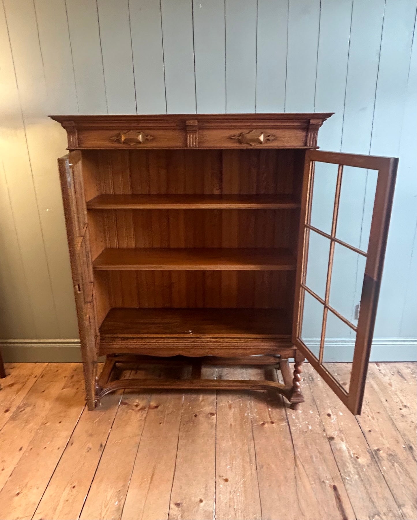 Early 20th Century Oak Glazed Bookcase