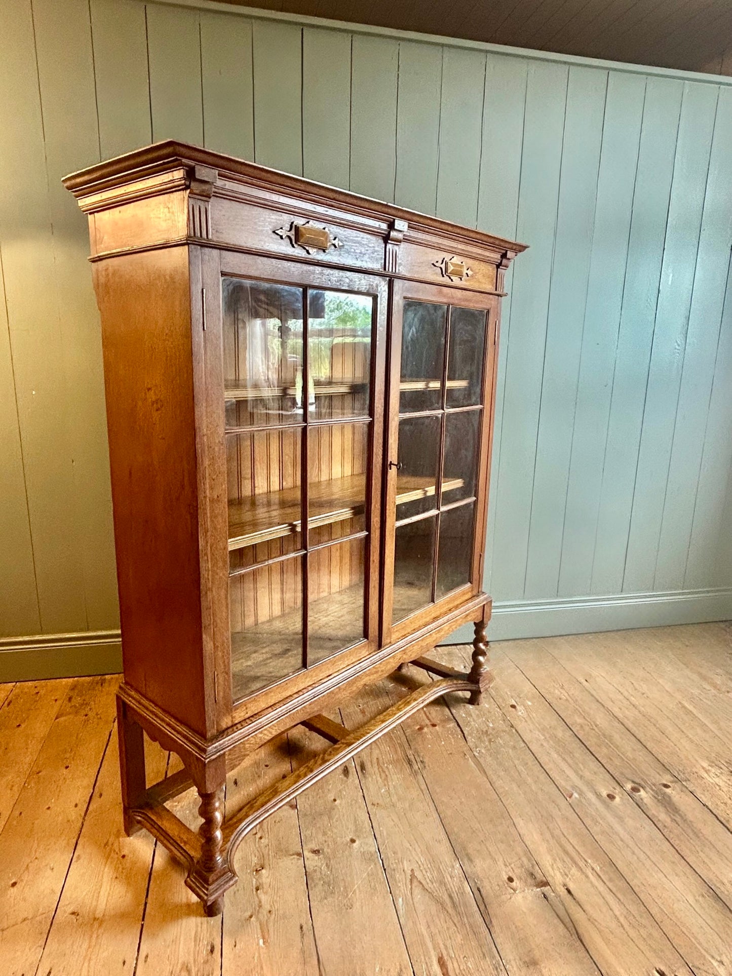 Early 20th Century Oak Glazed Bookcase