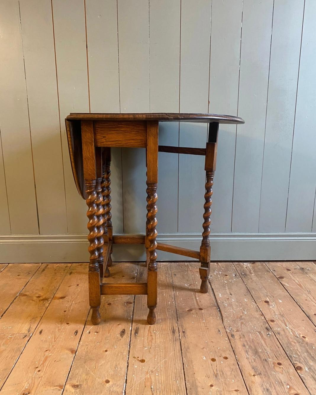 Victorian Oak Gate Leg Occasional Table