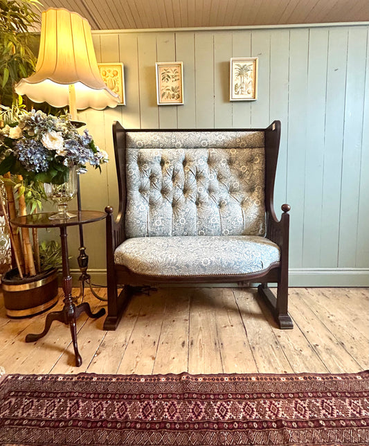 Arts & Crafts Settle Bench with William Morris fabric