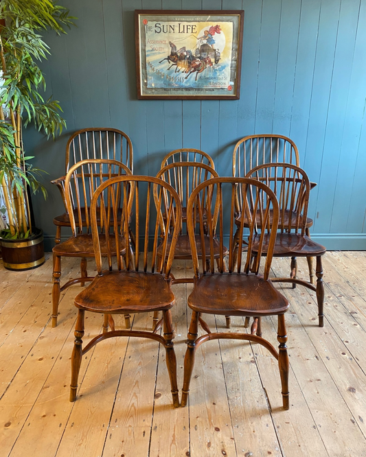 Set of 8 Windsor Dining Chairs