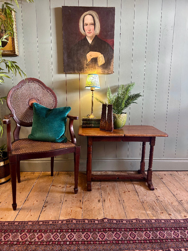 Antique Oak Side/Coffee Table