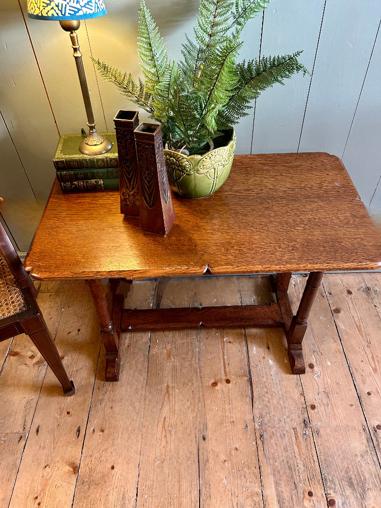 Antique Oak Side/Coffee Table