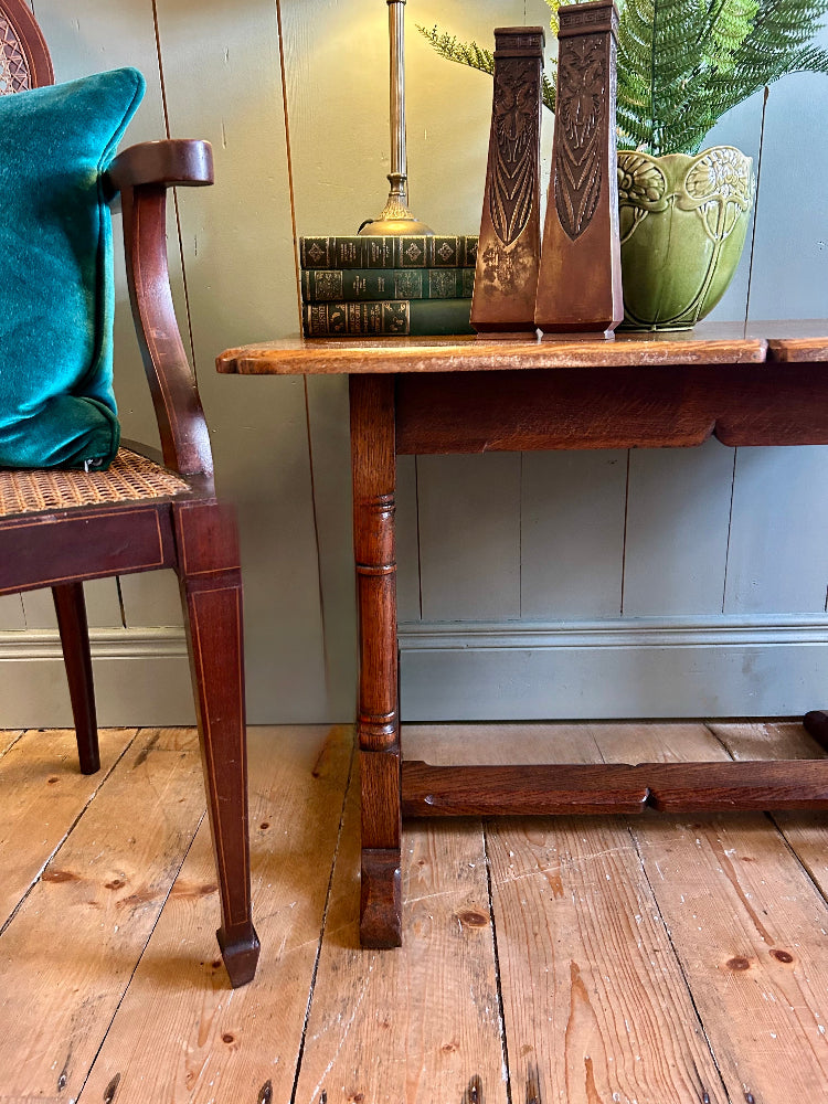 Antique Oak Side/Coffee Table