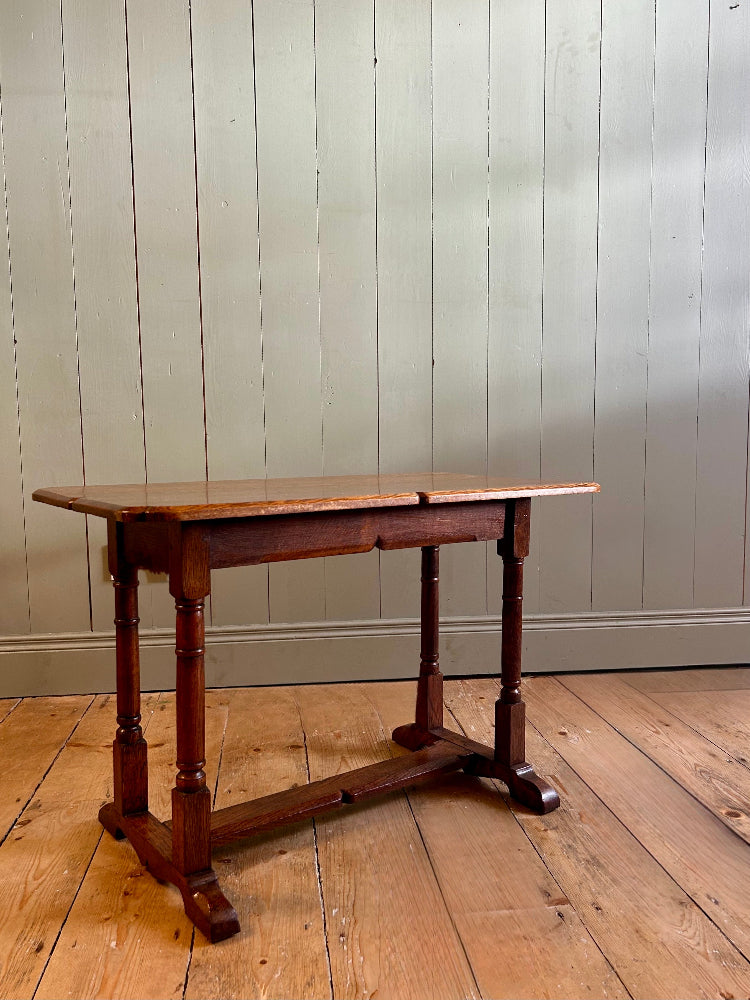 Antique Oak Side/Coffee Table