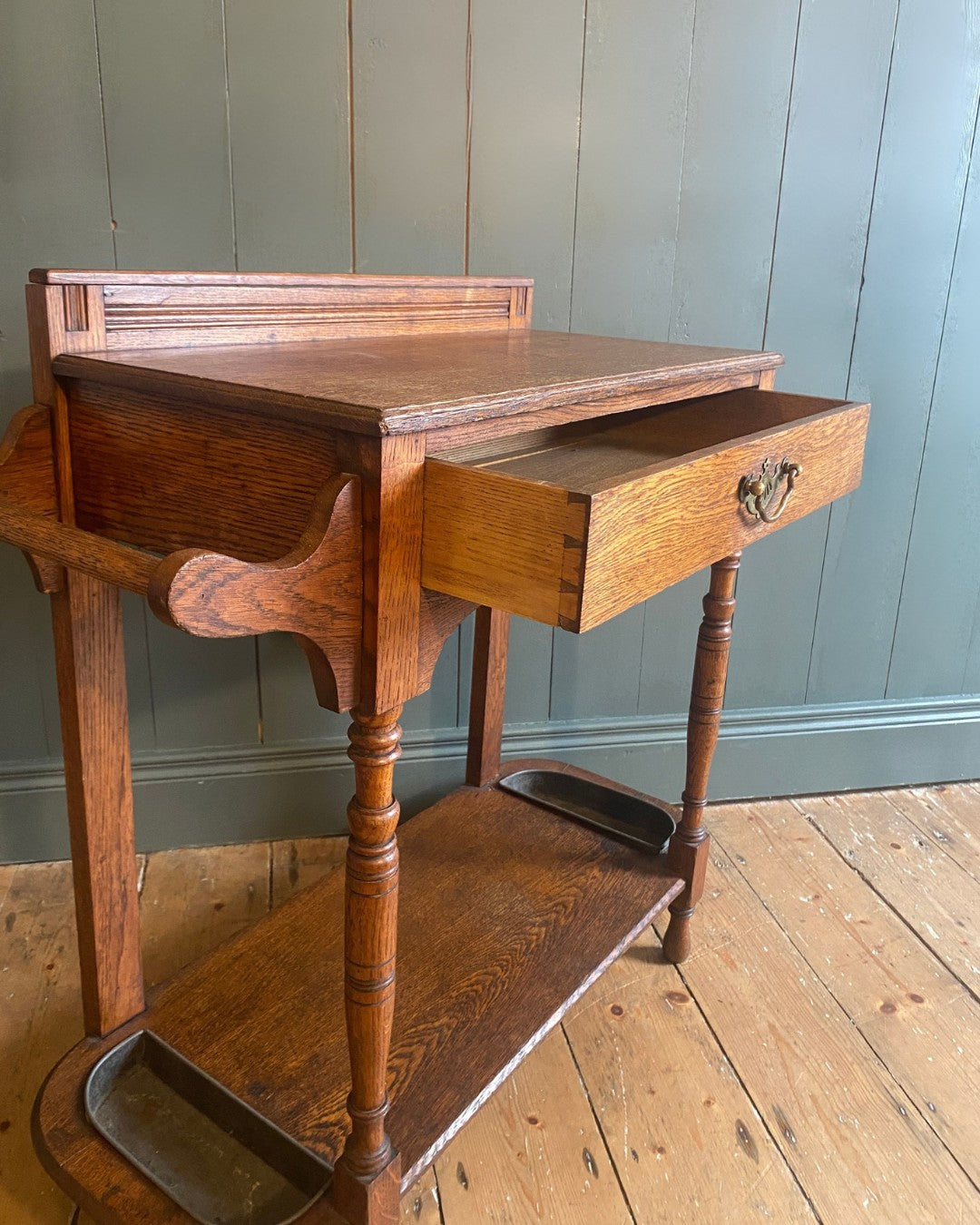Arts and Crafts Washstand