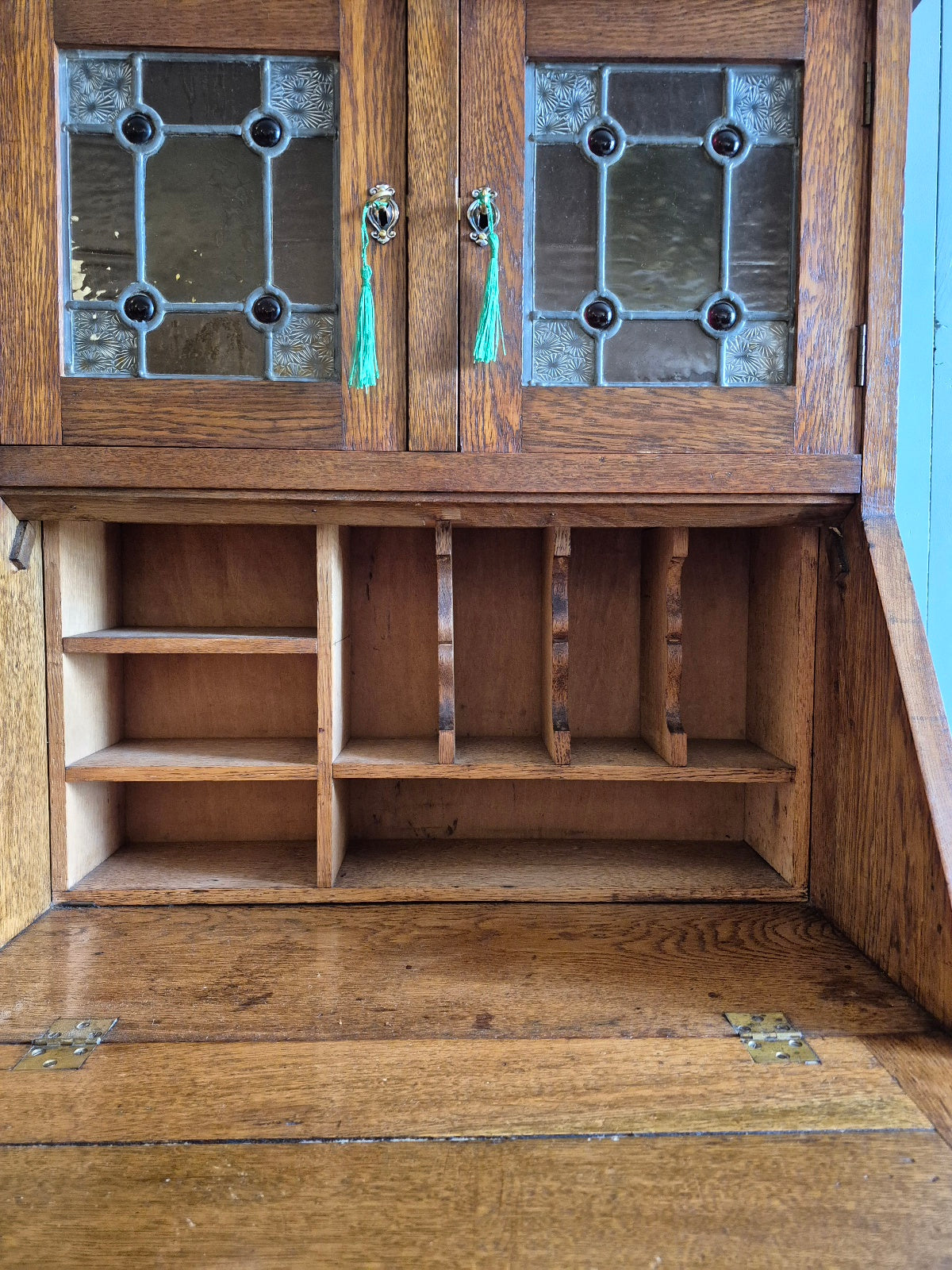 Arts and Crafts Oak Bureau
