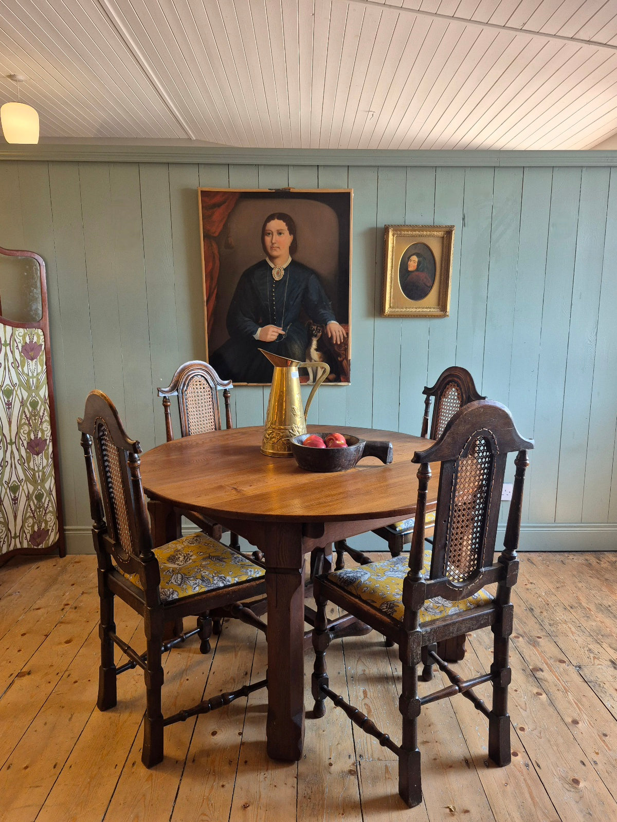 Arts and Crafts Oak Dining Table