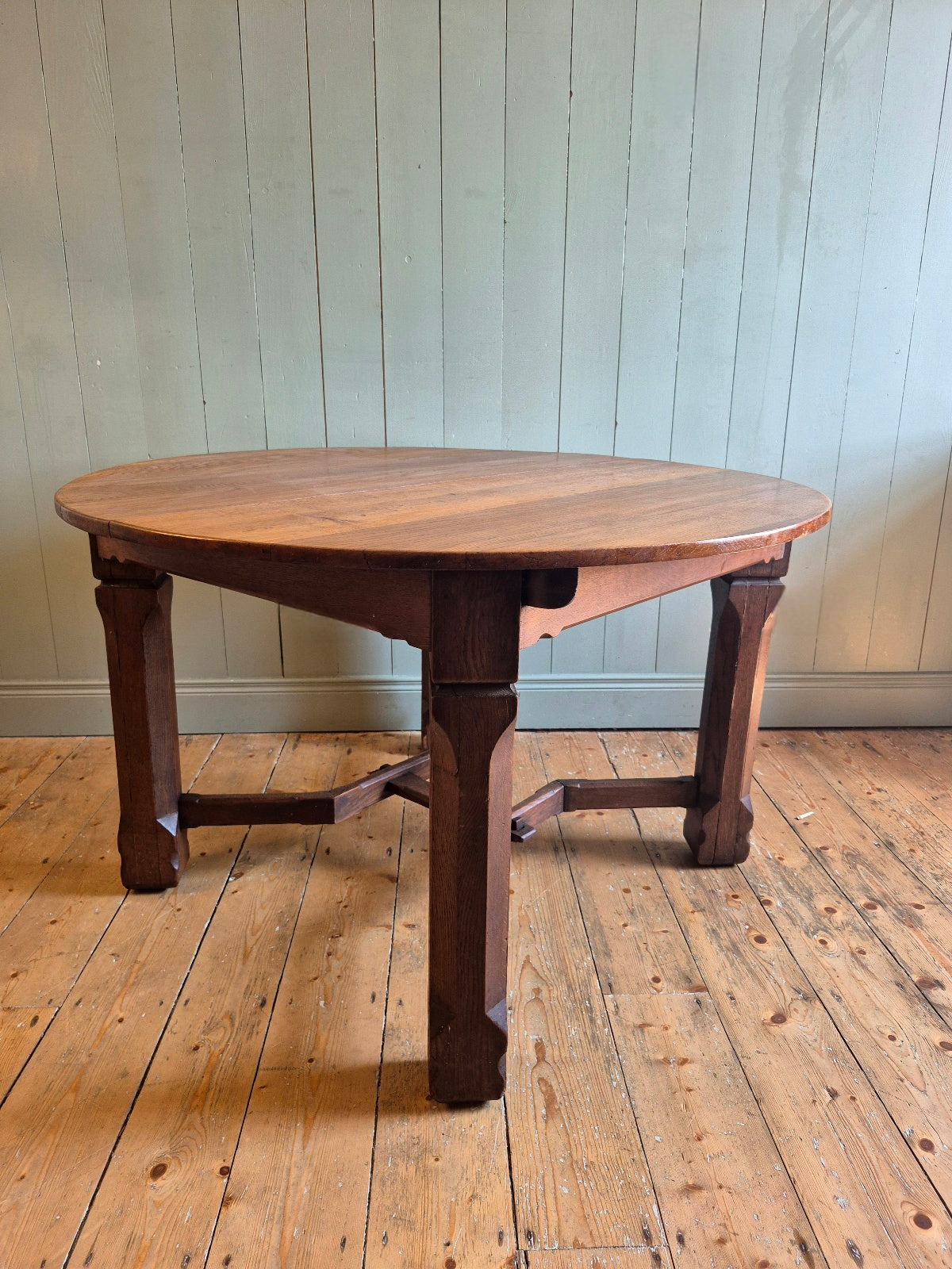 Arts and Crafts Oak Dining Table
