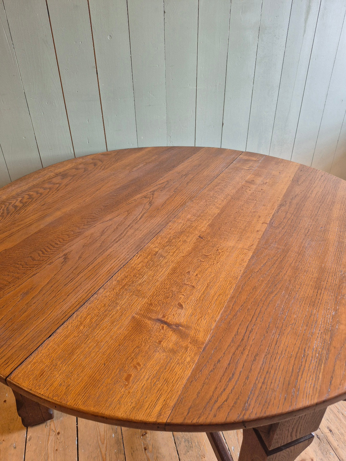 Arts and Crafts Oak Dining Table