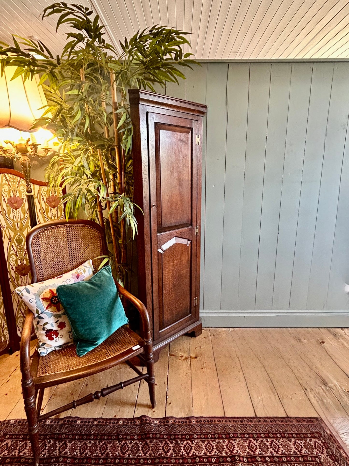Arts & Crafts Oak Corner Cupboard, c.1900–1920