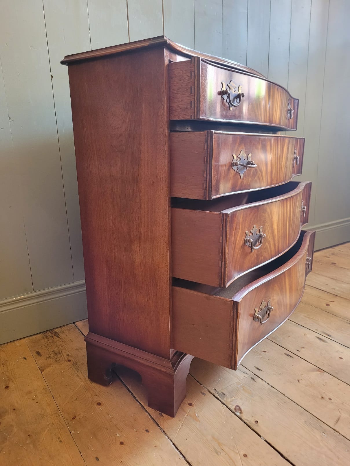 Bow Front Mahogany Chest of Drawers