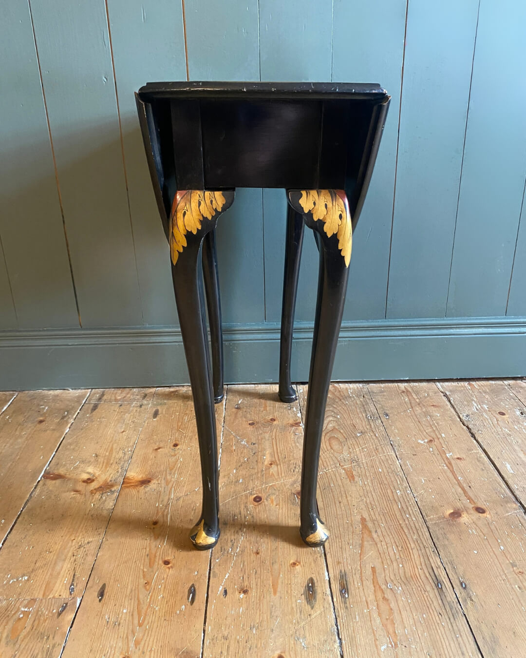 Chinoiserie Laquered Drop Leaf Side Table c1950s