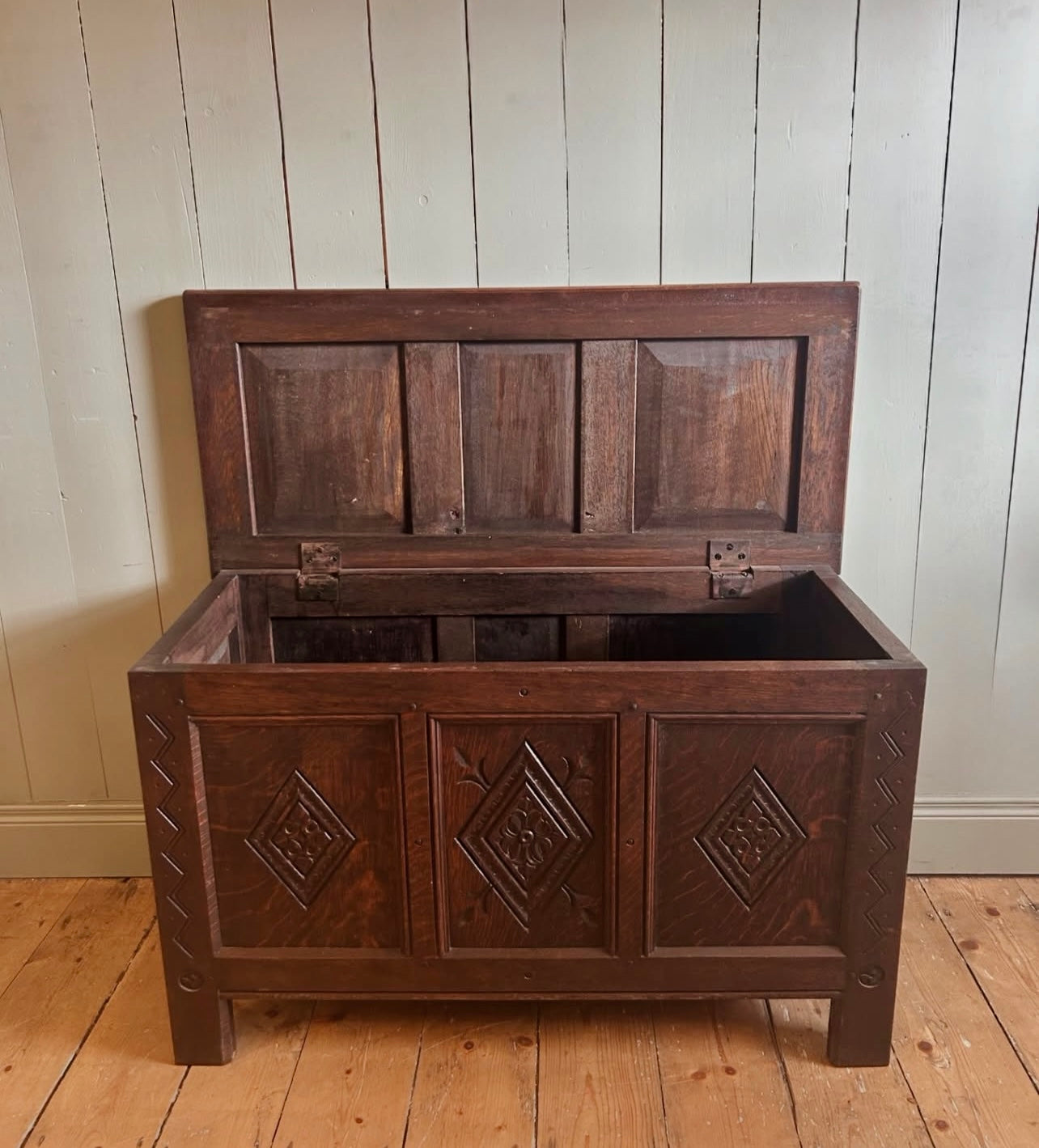 Antique Oak Coffer/Chest c1930