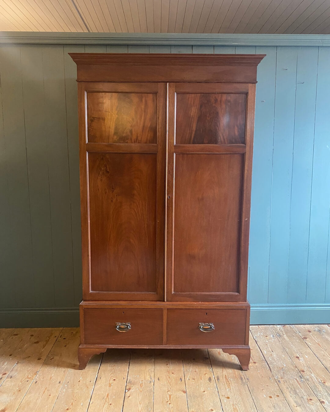 Early 1900s Mahogany Wardrobe