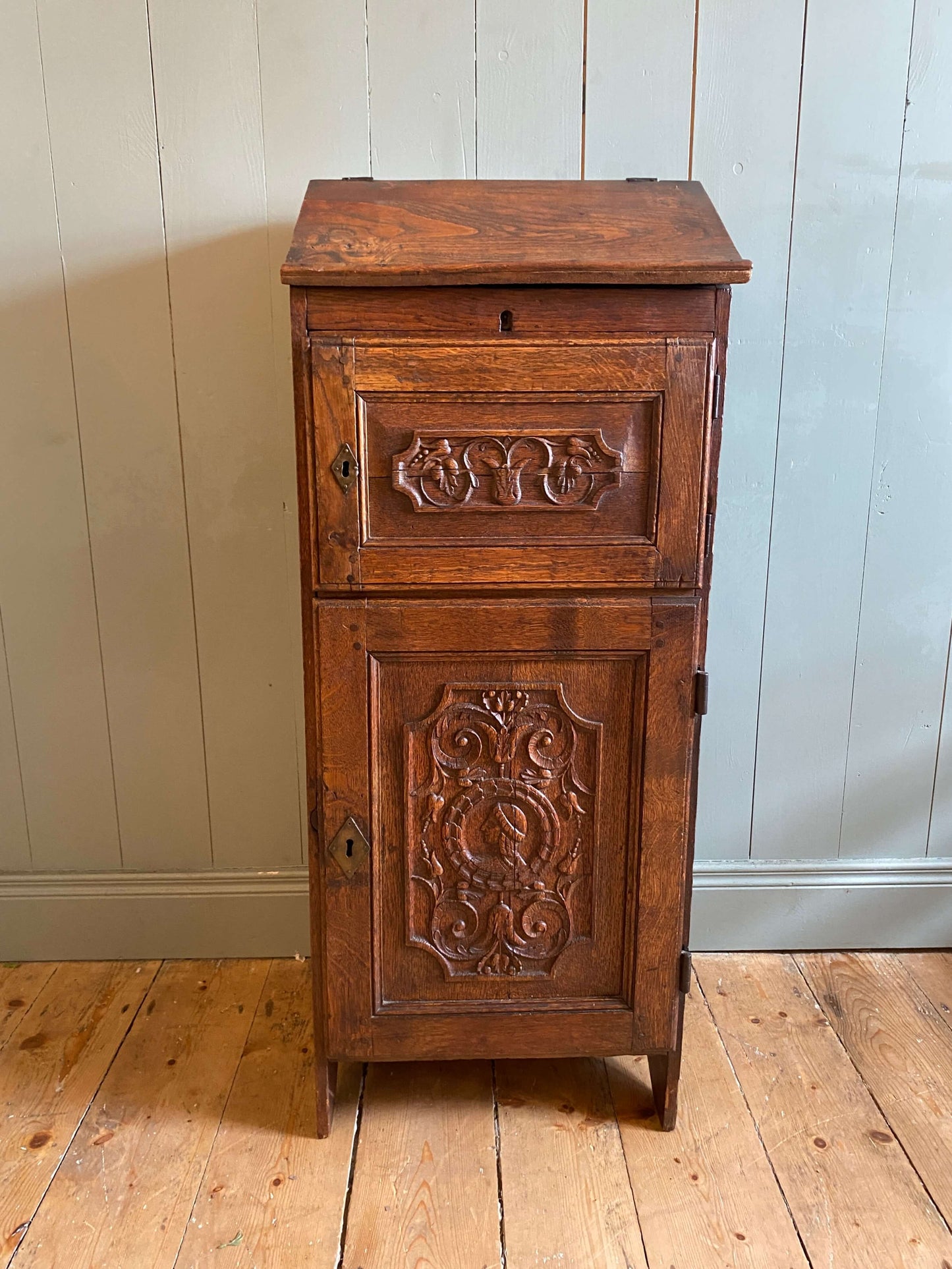 Early 1900's Oak & Elm Bible Box/Lectern
