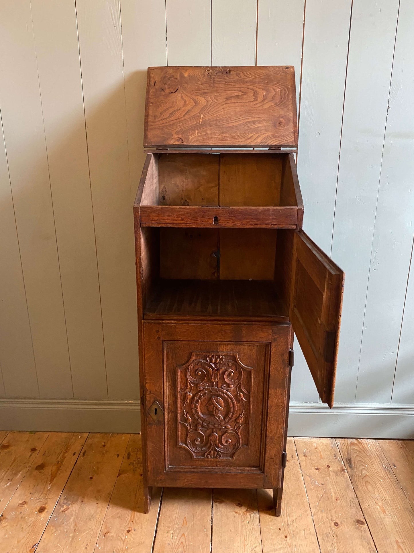 Early 1900's Oak & Elm Bible Box/Lectern