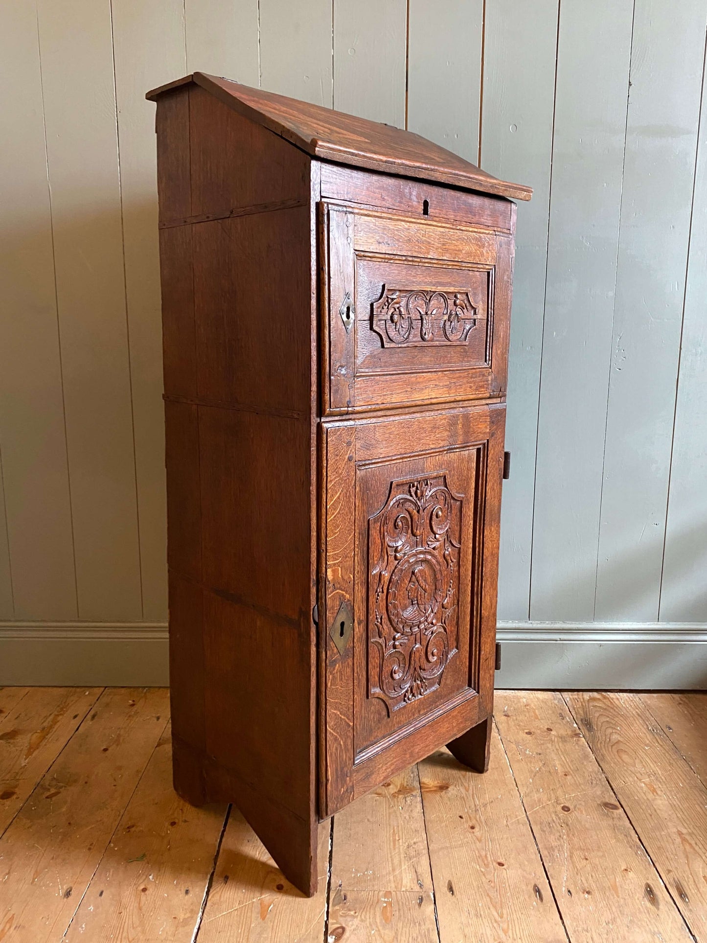 Early 1900's Oak & Elm Bible Box/Lectern